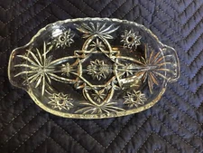 VINTAGE MID CENTURY,OVAL GLASS DIVIDED RELISH DISH STAR BURST PATTERN SCALLOPED 