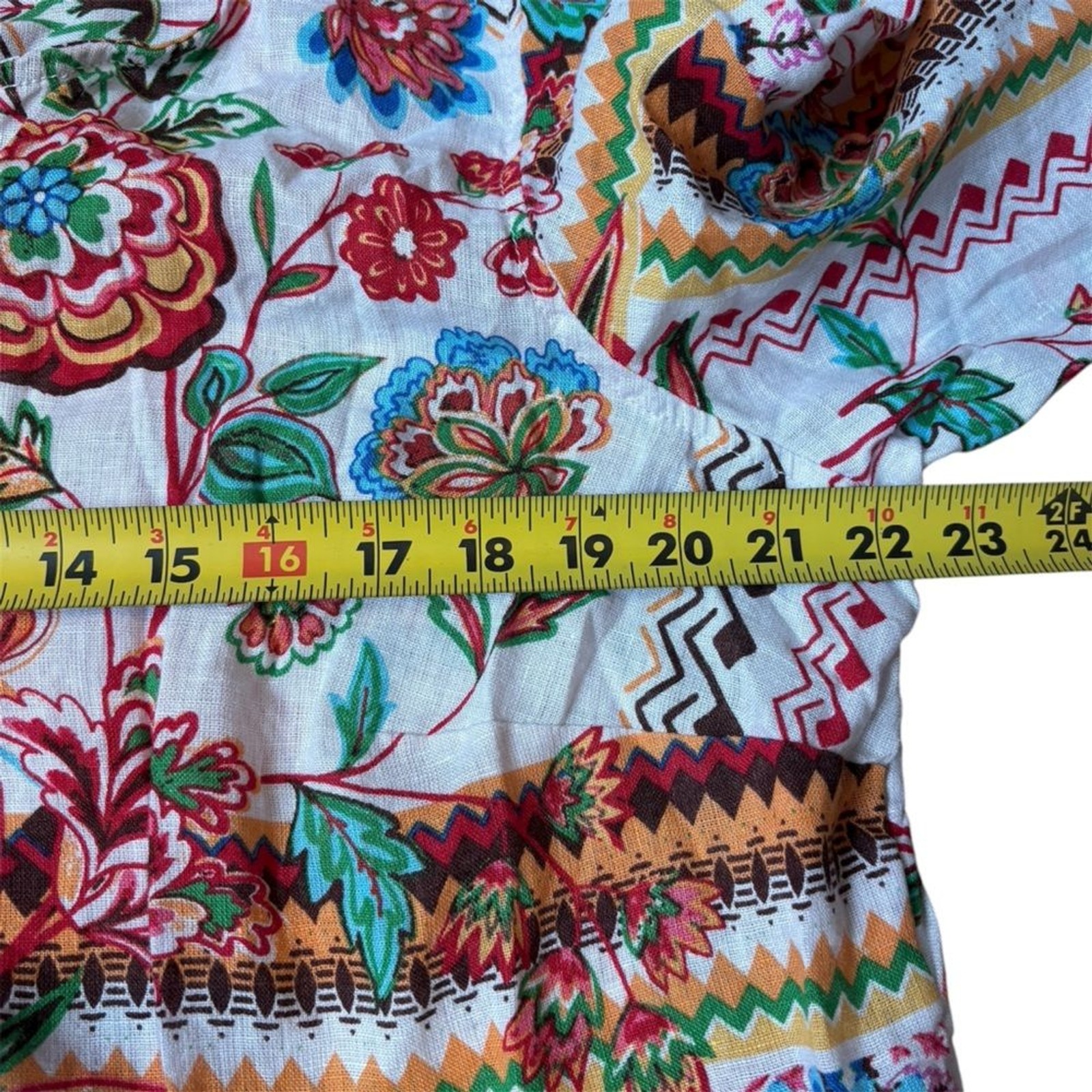 Halston Women’s 1X Patterned Button Down Shirt Ro… - image 6