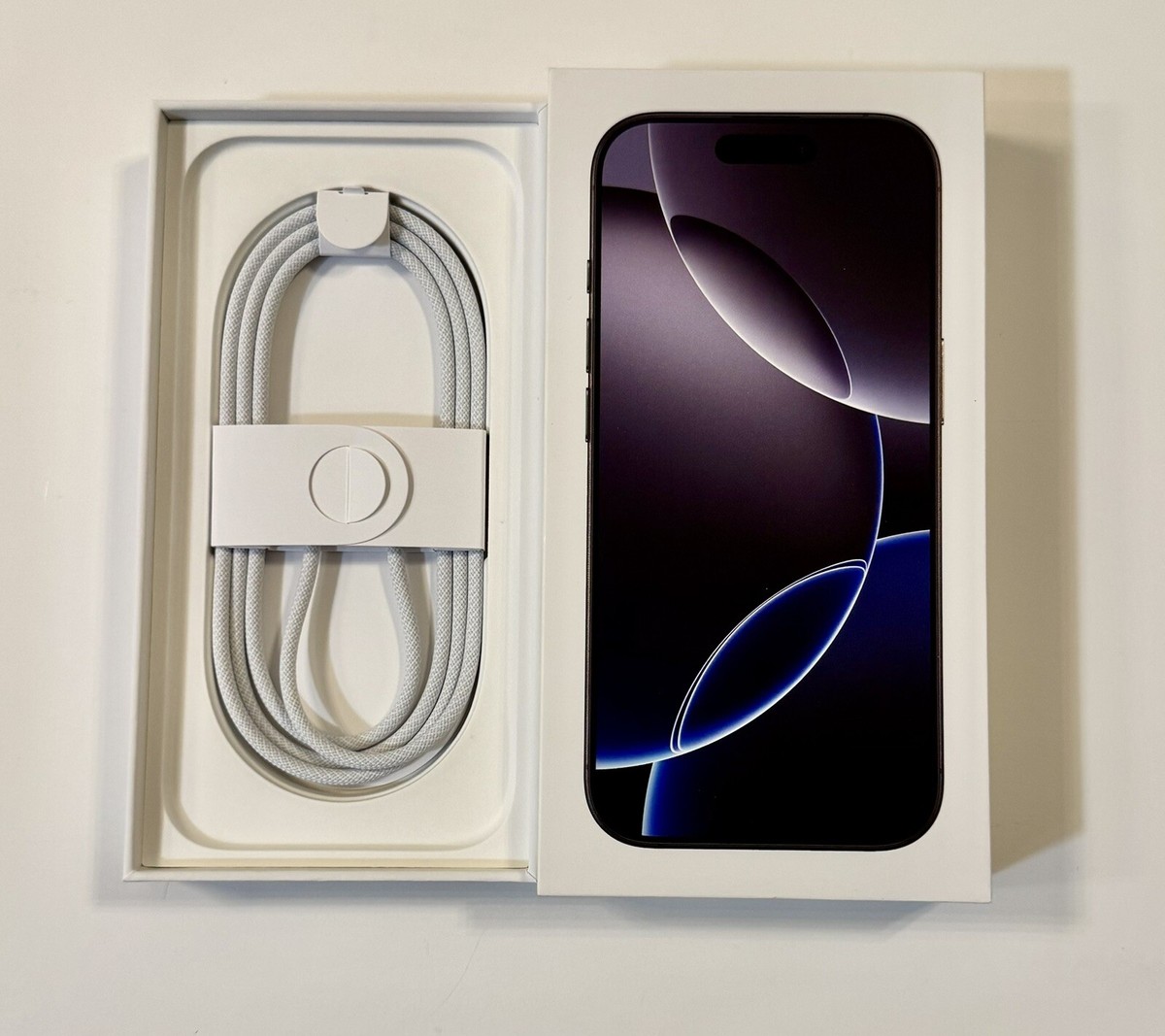 Apple iPhone 16 Pro Black Titanium 128gb Empty Box New w/USB-C