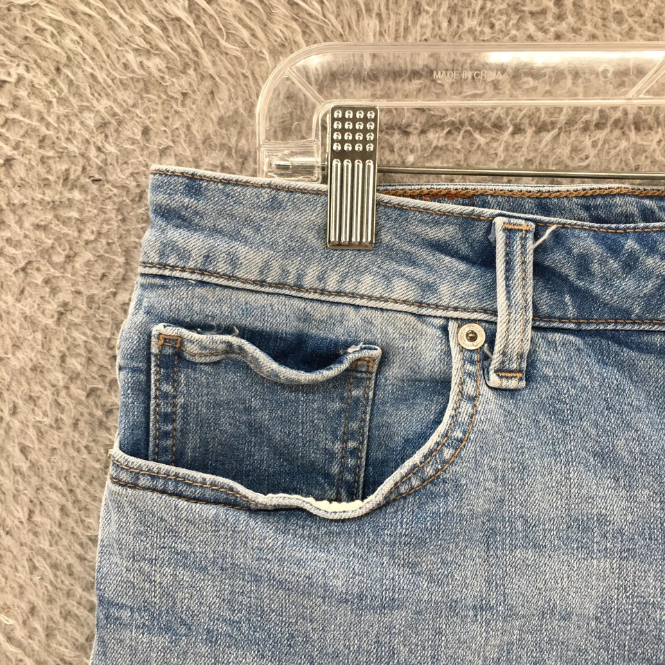 Bermudas enrollables Lucky Brand The para hombre 12/31 azul lavado claro denim tiro medio Foto 2 de 4