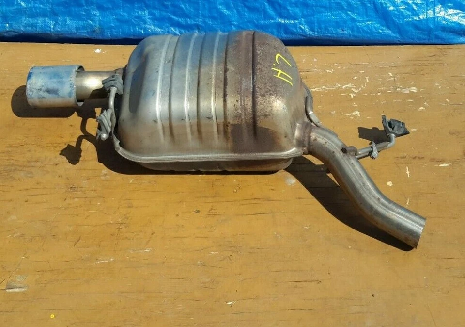 2004-2005 BMW 645Ci E63 E64 Left Driver Exhaust Muffler 7526181 OEM - Image 3 of 4
