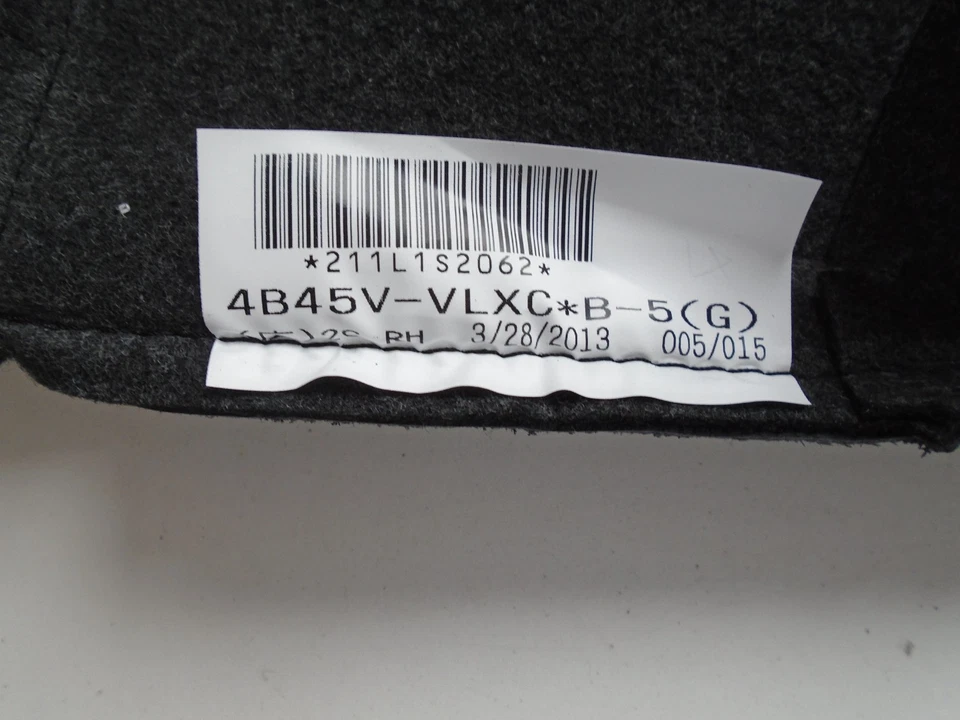 Genuine Mitsubishi Outlander PHEV 2013-21 Rear Right Seat Cushion 6912A962XA - Image 3 of 4