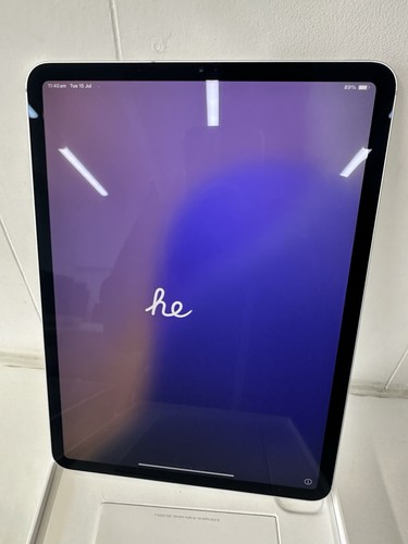 Apple iPad Pro 11" (2nd Gen) A2230 WiFi+Cell - 1TB Excellent Condition Silver - Picture 2 of 14