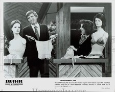 1981 Press Photo Host Gary Collins with Pat George Owens in TV's 