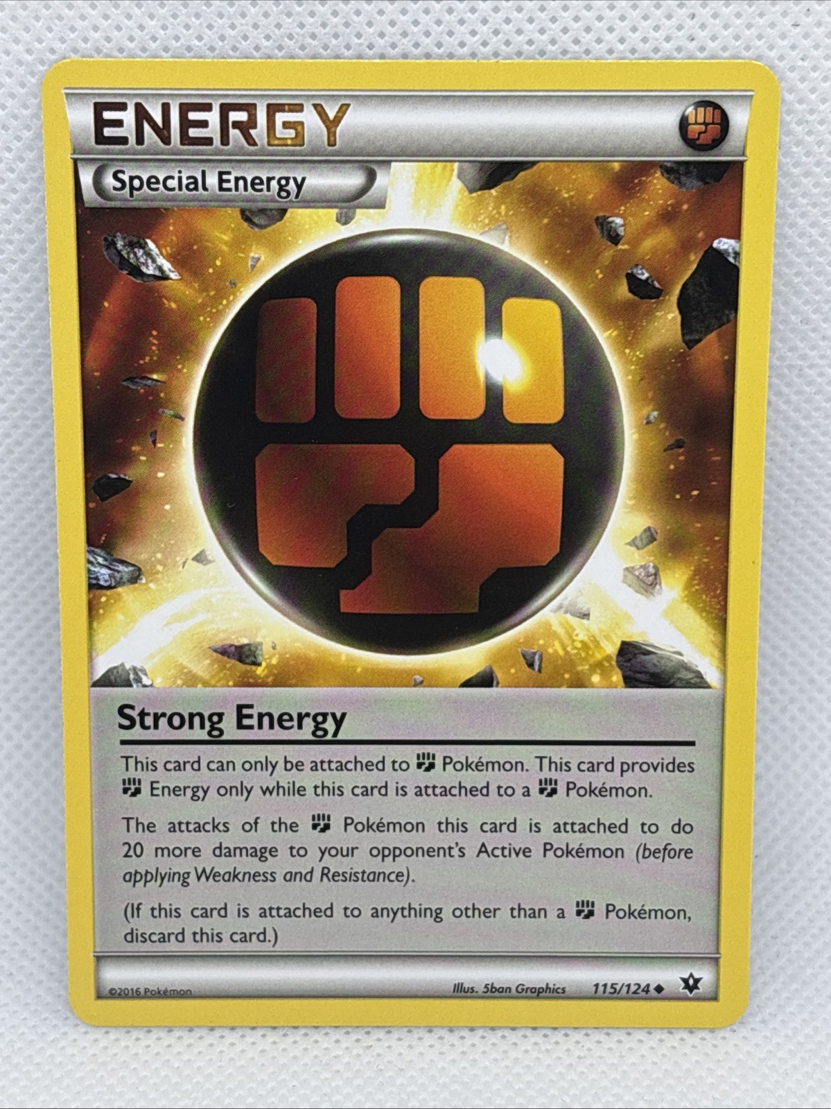 Strong Energy 115/124 Pokemon Card Fates Collide Uncommon Trainer