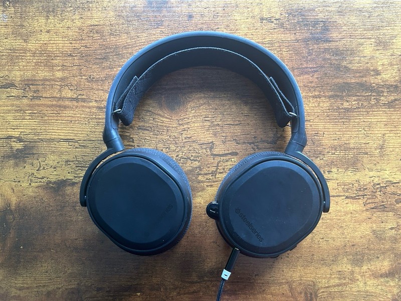 SteelSeries Arctis 3 Wired Headset Gaming Headphones Mic Black