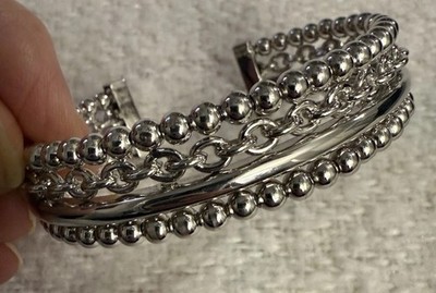 Clover II Corp Sterling Silver 925 Ball Trimmed Cuff Bracelet