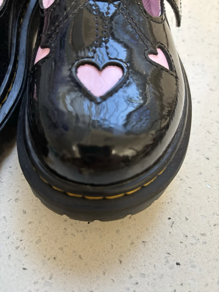 Dr. Martens Bex Corazón Mary Jane Negro Rosa Patente Niños UK13 US1 Foto 2 de 4
