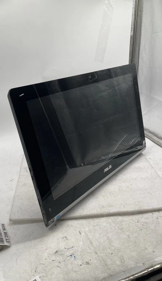 Asus All-In-One ET2221AUKR-01 PC 21.5" AMD A8-5550M 2.1GHz No HDD For Parts Only - Image 2 of 4