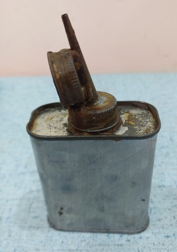 Rare interesting design vintage oil can 1930/40s - Picture 5 of 5