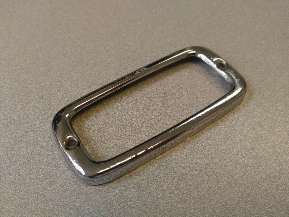 LUZ DE RESPALDO USADA ORIGINAL PORSCHE 356B 356C 356SC HELLA 62548 BISEL CROMADO 5 Foto 3 de 4