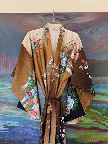 Japanese Kimono Robe w/ Tie Floral & Peacocks Size 56 US Size M - Picture 9 of 11