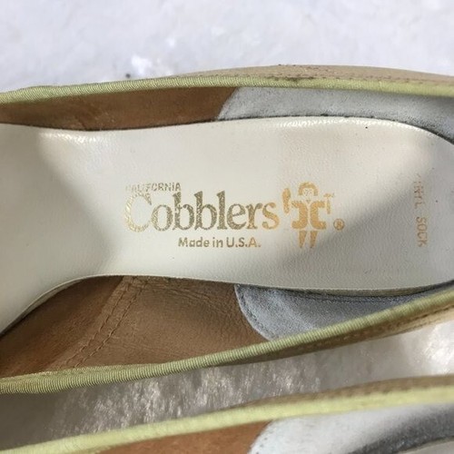 Vintage 1960s California Cobblers Gorgeous Gold Shoes Size 6.5 N With Box USA - Picture 9 of 10