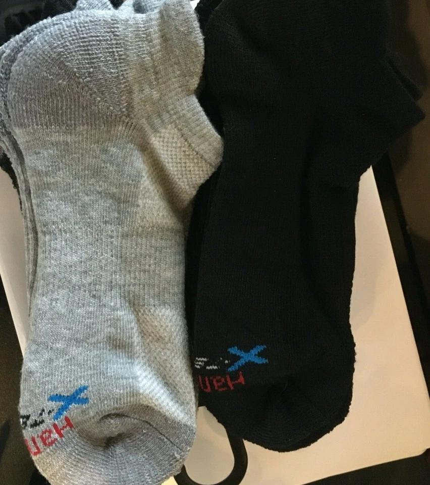 Paquete de 10 calcetines Hanes para niños No Show colores surtidos talla L/G zapatos para niños talla 3-9 Foto 4 de 4