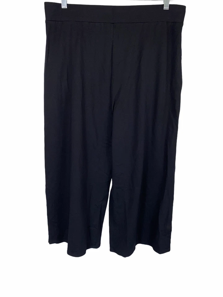 Culottes para mujer Lisa Rinna Collection con detalle de dobladillo negro liso talla mediana Foto 2 de 2