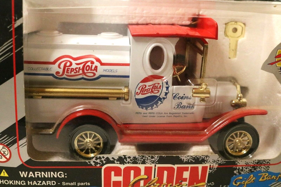 Golden Classic Diecast Pepsi gift bank red roof 1996 W/box - Image 3 of 4