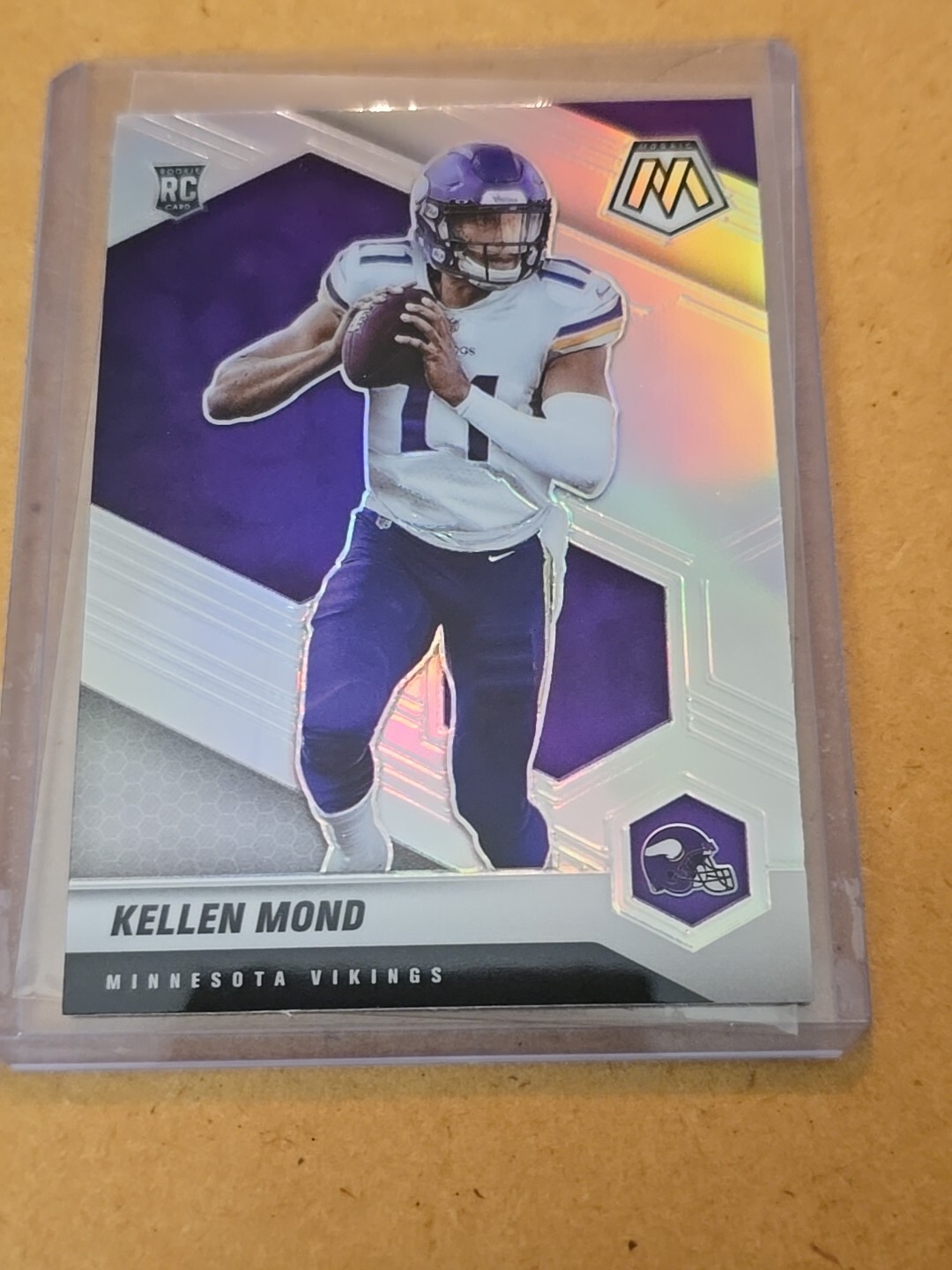 2021 Panini Mosaic Variation Silver #321V Kellen Mond Vikings Rookie