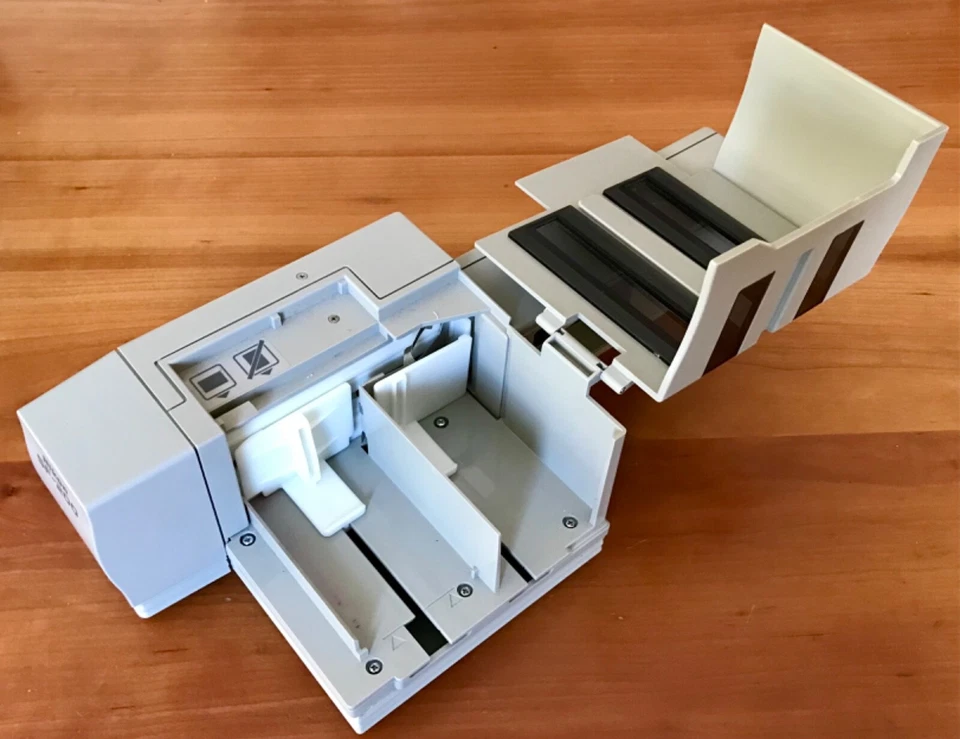 + Nikon Slide Feeder SF-200(S) - für Coolscan 5000 ED / 4000 ED  - Top Zustand + - Bild 3 von 4