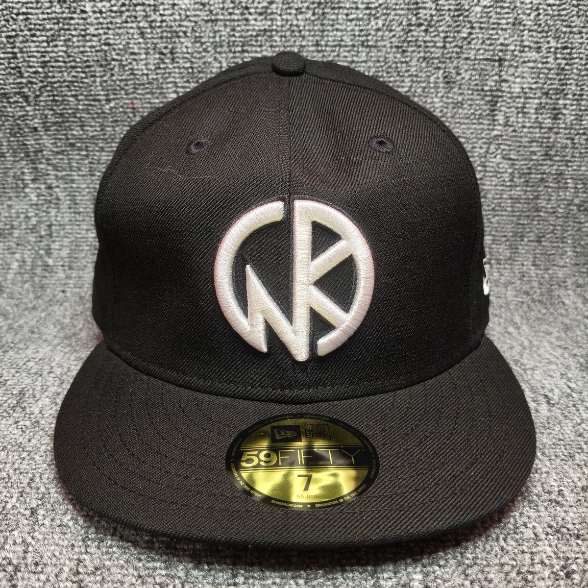 New Era 59FIFTY Kinnikuman 40th Anniversary Fitted Hat Cap Size 7 Black NK Logo