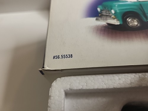 Dept 56 Classic Cars “ Long Haul Freight Truck” w/ Box - Picture 4 of 6