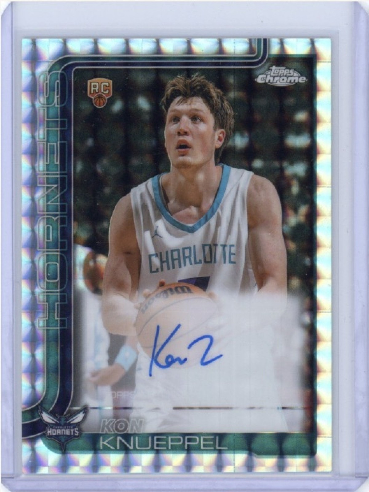 KON KNUEPPEL 2025-26 TOPPS CHROME #TCAR-KK ROOKIE AUTO GEOMETRIC REFRACTOR RC