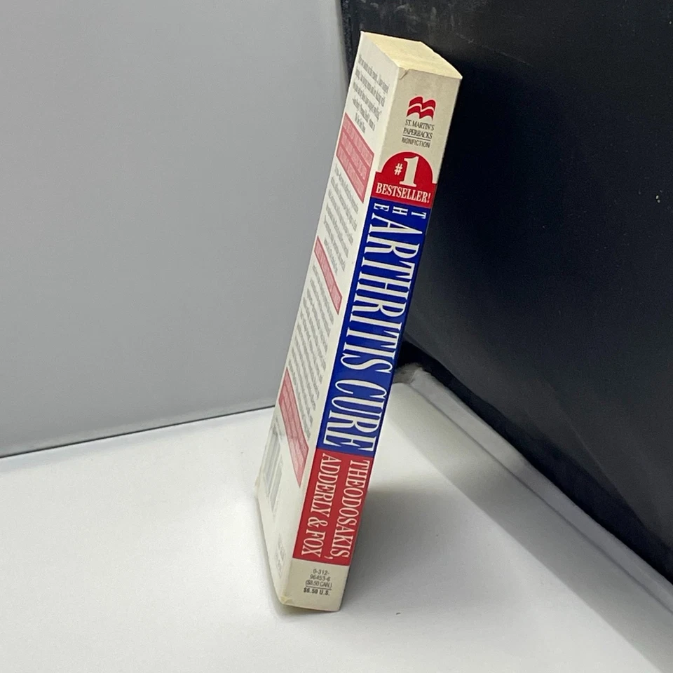 The Arthritis Cure by Jason Theodosakis, M.D. (Health / Joint Pain) Paperback Foto 2 de 3