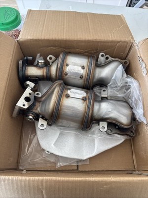 2 NEW SAROTIN N/JIE/D101036 N/JIE/D011022 CATALYTIC CONVERTERS new open box