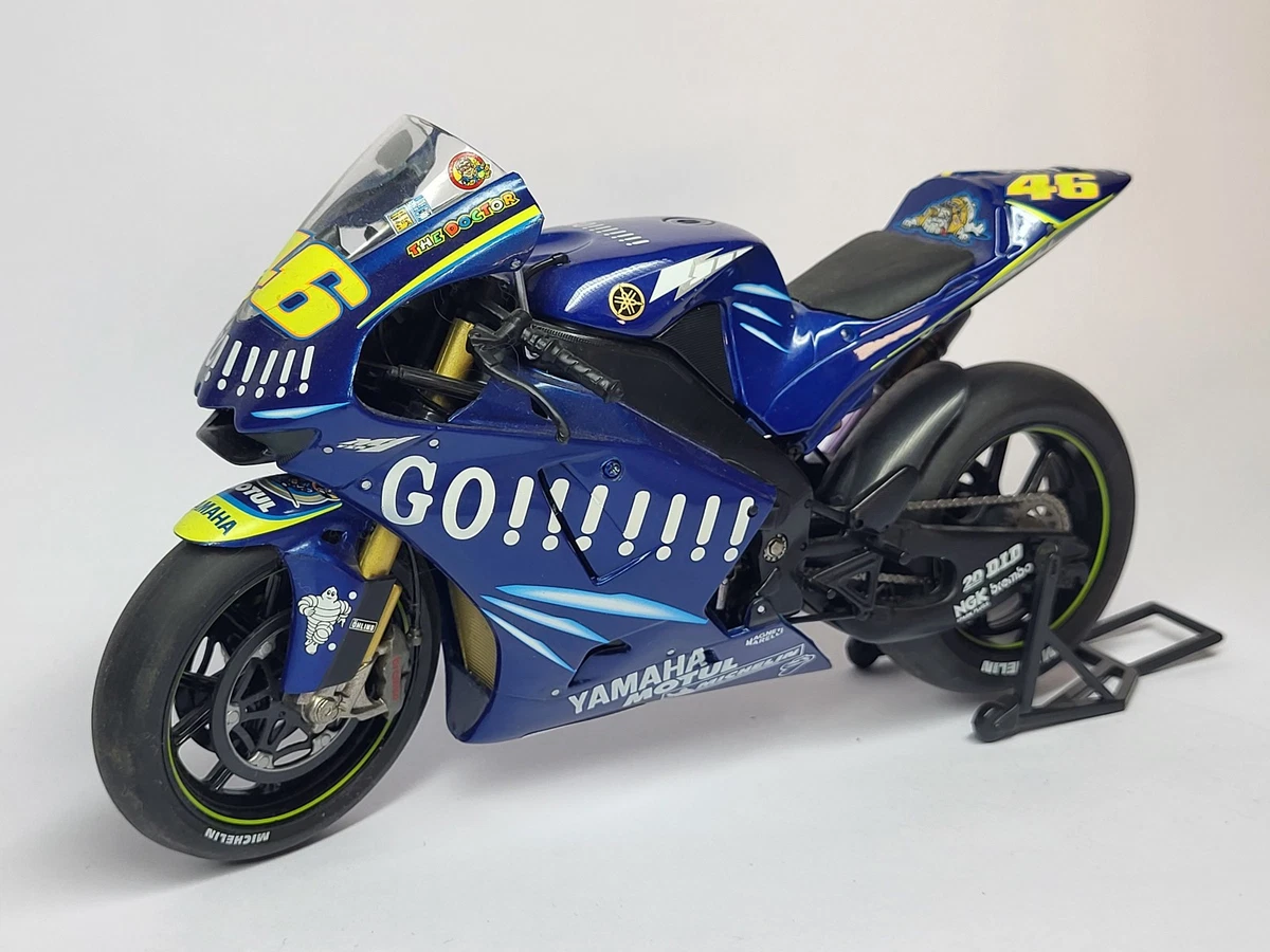 MINICHAMPS Yamaha YZR-M1 Contemporary Manufacture Diecast