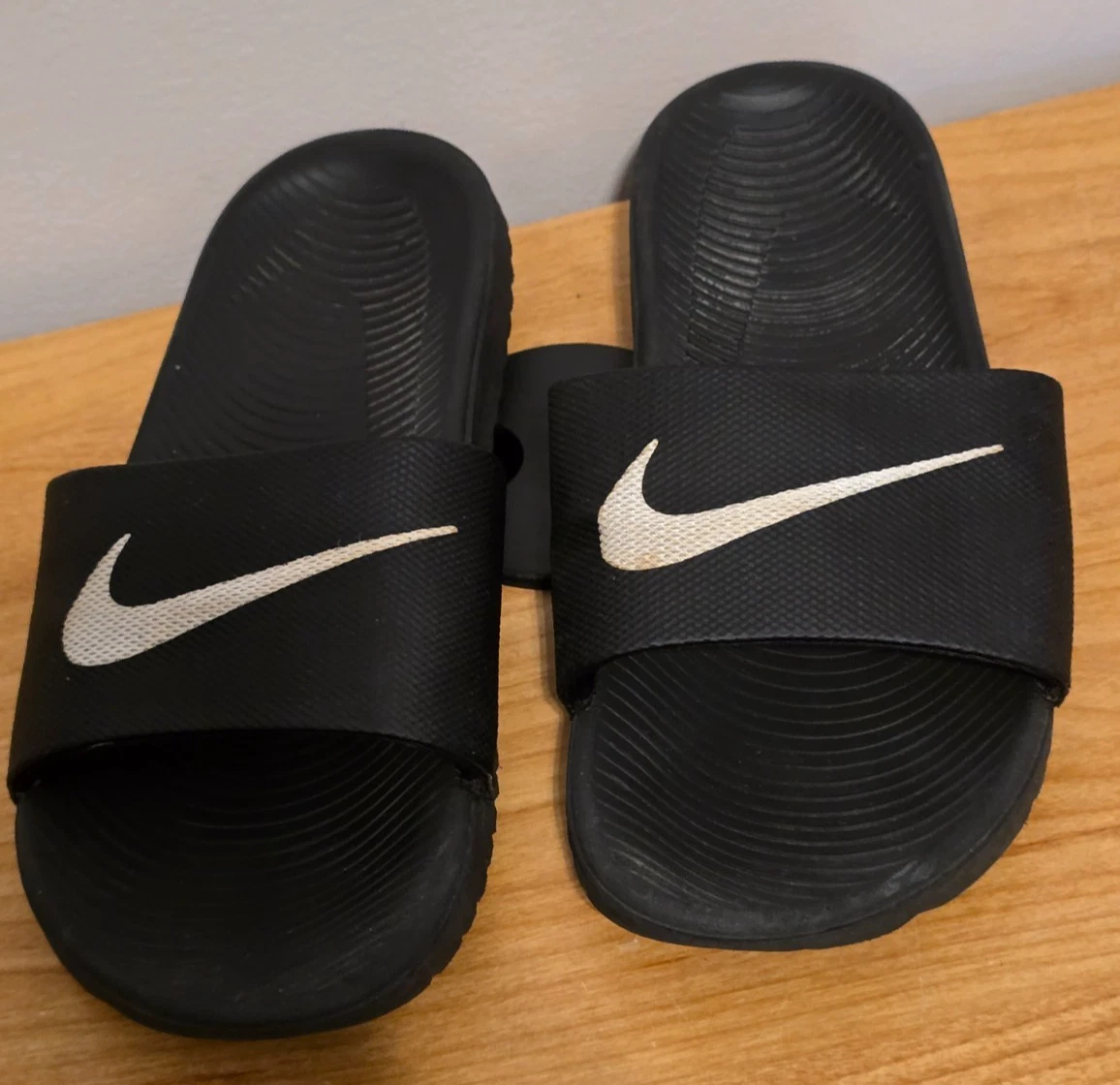 Sandali Nike Kawa Slide nero bianco 819352 001 ragazzo ragazzo ragazzo taglia 4 anni