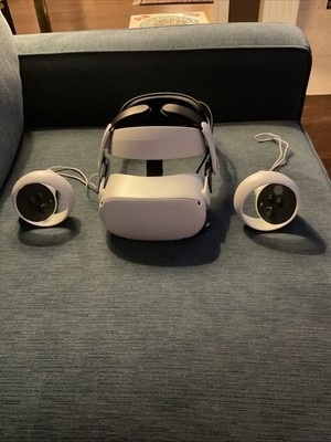 Meta Quest 2 128GB Standalone All-in-One VR Headset KW49CM ALL PIECES 