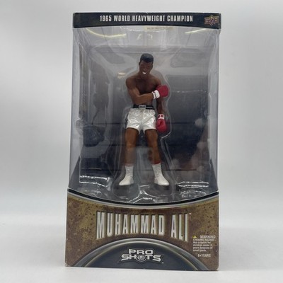 MUHAMMAD ALI UPPER DECK PRO SHOTS 1965 WORLD HEAVYWEIGHT CHAMPION FIGURE & CARD 