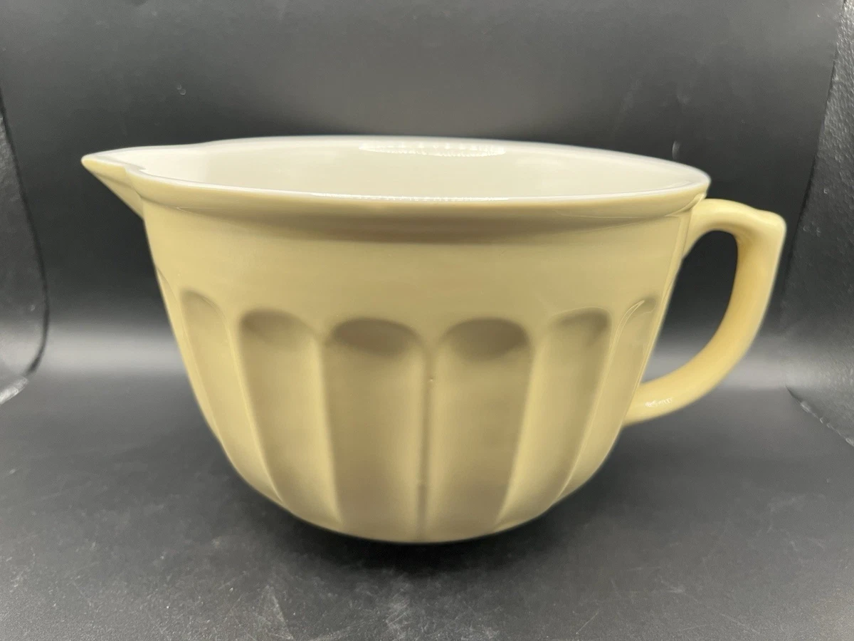 Williams Sonoma Mixing Bowls In Collectible Mixing Bowls for sale