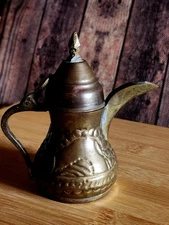 Dallah Traditional Middle Eastern Coffee Pot Brass Arabic Coffee Vintage