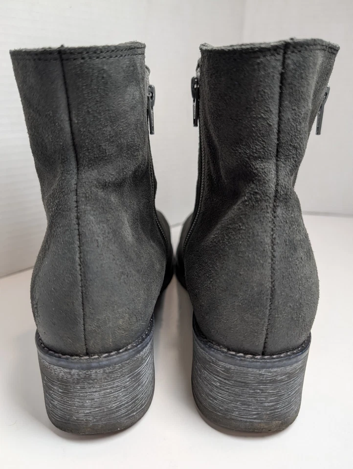 Botas de tornozelo femininas NAOT 'Wand' EUR41/US10; camurça preta meia-noite oleosa zíper duplo - Imagem 3 de 4