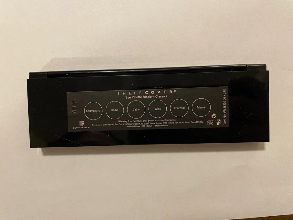 Sheer Cover - Modern Classics Eye Palette - 0.205 Oz - Discontinued - Image 3 of 4