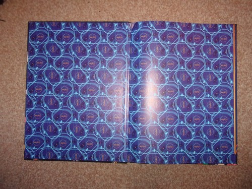 doctor who book - THE OFFICIAL 60th ANNIVERSARY ANNUAL 2023 - Picture 6 of 8