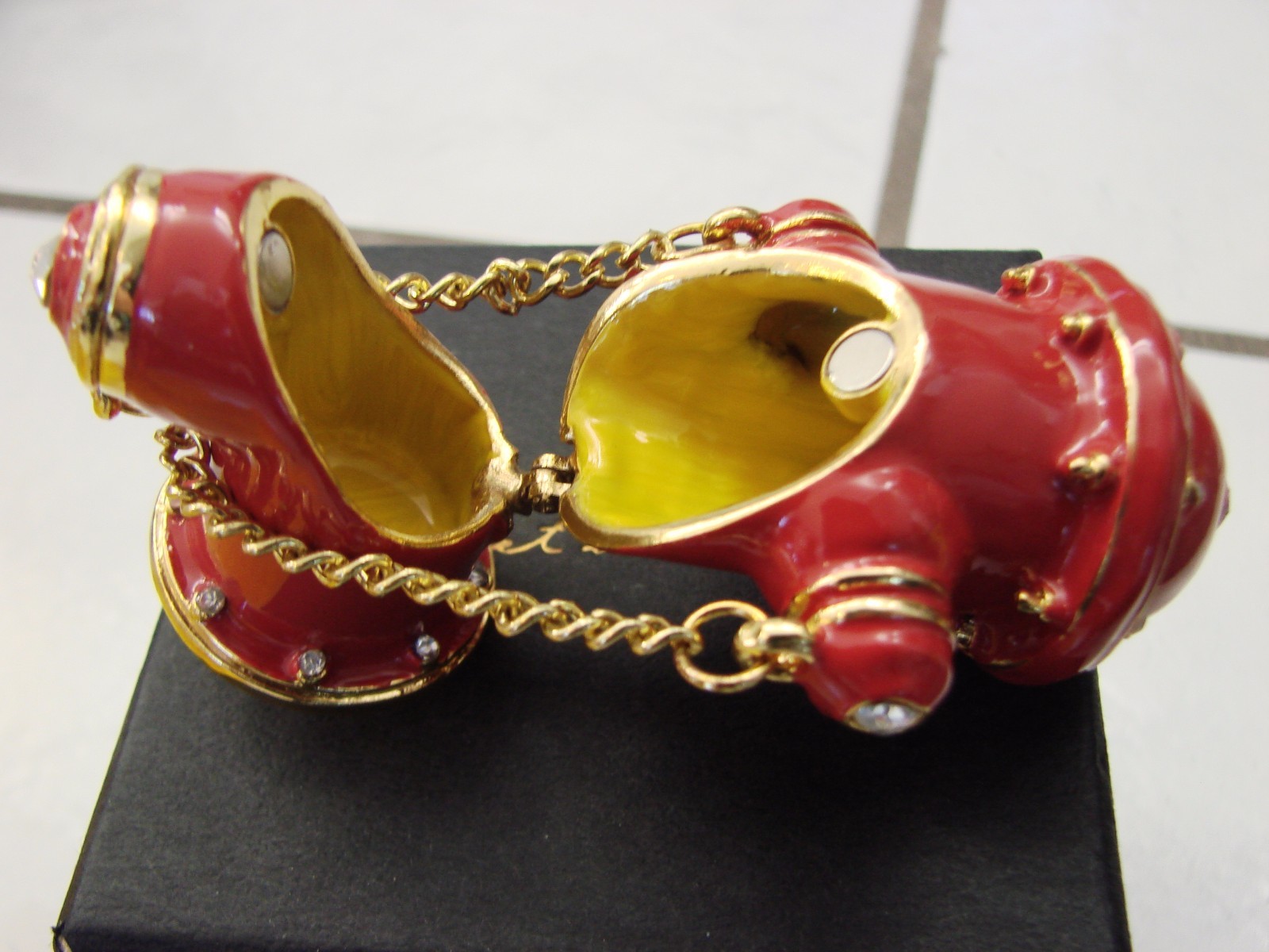 Art Form Fine Collectibles Dogs Best Friend 129 Schmuckdose Feuer