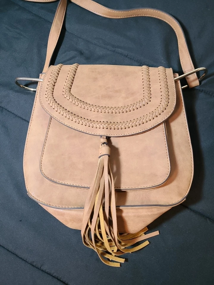 Bolso Franco Sarto Bandolera Rex Sillín Flecos Western Boho Acentos Tostados y Metal Foto 2 de 4