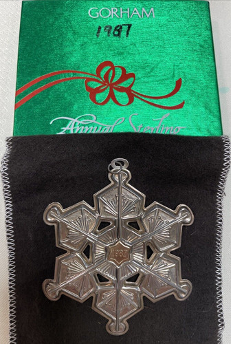 Vintage Gorham Sterling Silver Snowflake Ornament 1987 W/ Box & Felt Pouch