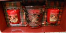Yankee Candle Christmas Gift Set Sparkling Cinnamon Poinsettia Votive Holder
