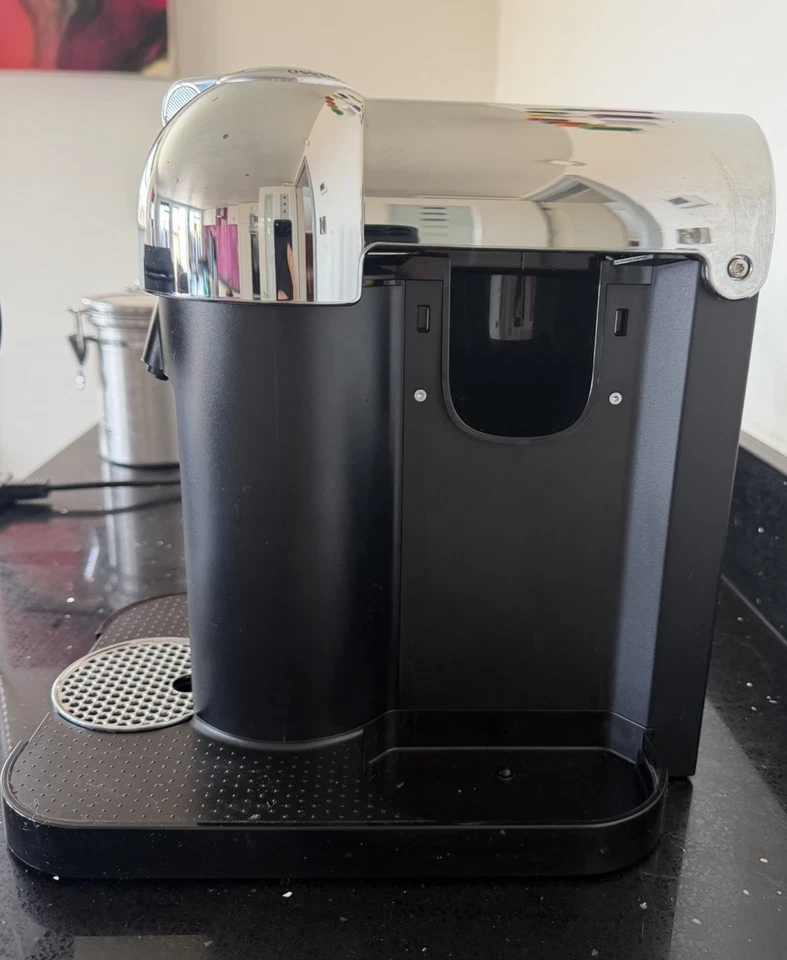 Nespresso Vertuo Capsule Pod Coffee Machine, photo 4 of 5