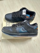    Nike SB Dunk Low QS x Bluetile - Black/Mar...