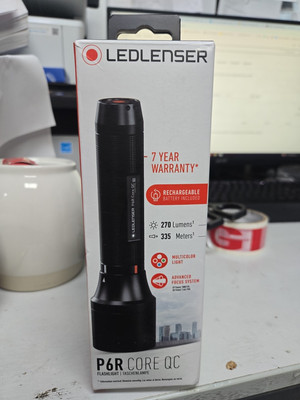 Ledlenser P6R QC CORE USB Wiederaufladbare 270 Lumen Mehrfarbig RGB LED Taschenlampe