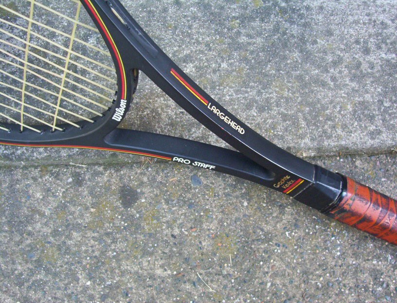 Raquette de tennis Wilson Graphite STING Largehead 4 1/2 poignée avec