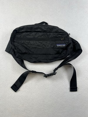 best hanging travel toiletry bag for men Away Hanging Toiletry Bag in Jet Black