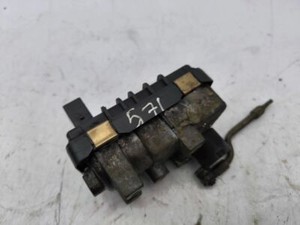 BMW 7 F01 F02 F03 F04 2009 Turbo Turbolader Aktuator 763797 AMD123827