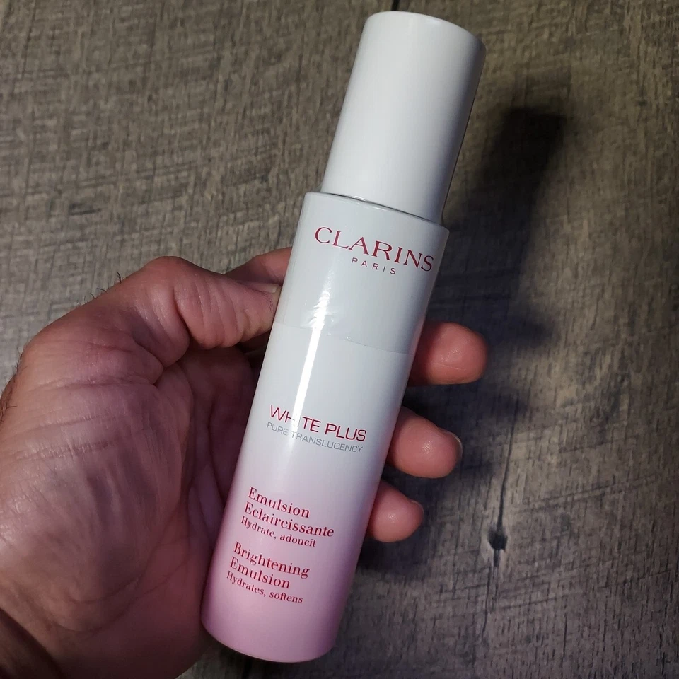 娇韵诗 White Plus 亮白乳液 2.5 盎司密封  — 第 2/4 张图片