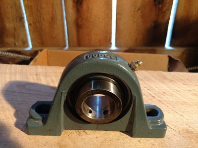 DODGE 1-7//16 PILLOW BLOCK BEARING P2B-SC-107 ~ NEW In Box ~Aisle Q