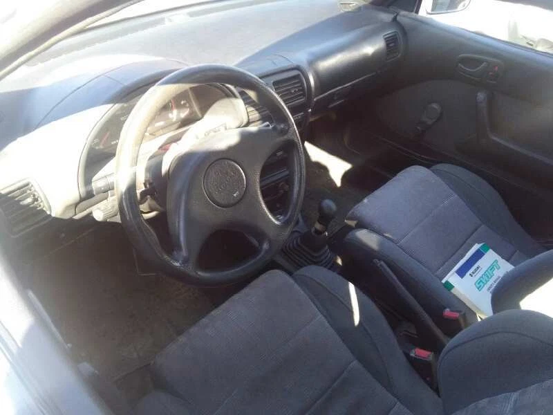 23632285 piloto trasero central SUZUKI SWIFT II FASTBACK 1.3 1989 1991262 - Imagen 4 de 4