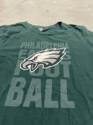 NFL Philadelphia Eagles Football Unisex T-shirt NFL Graphic Print Size XL Green - Picture 3 of 4